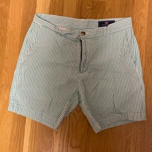 Vineyard vines seersucker shorts